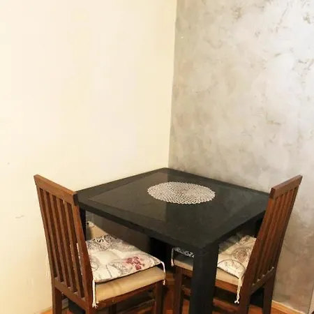 Sky Garden Apartment *